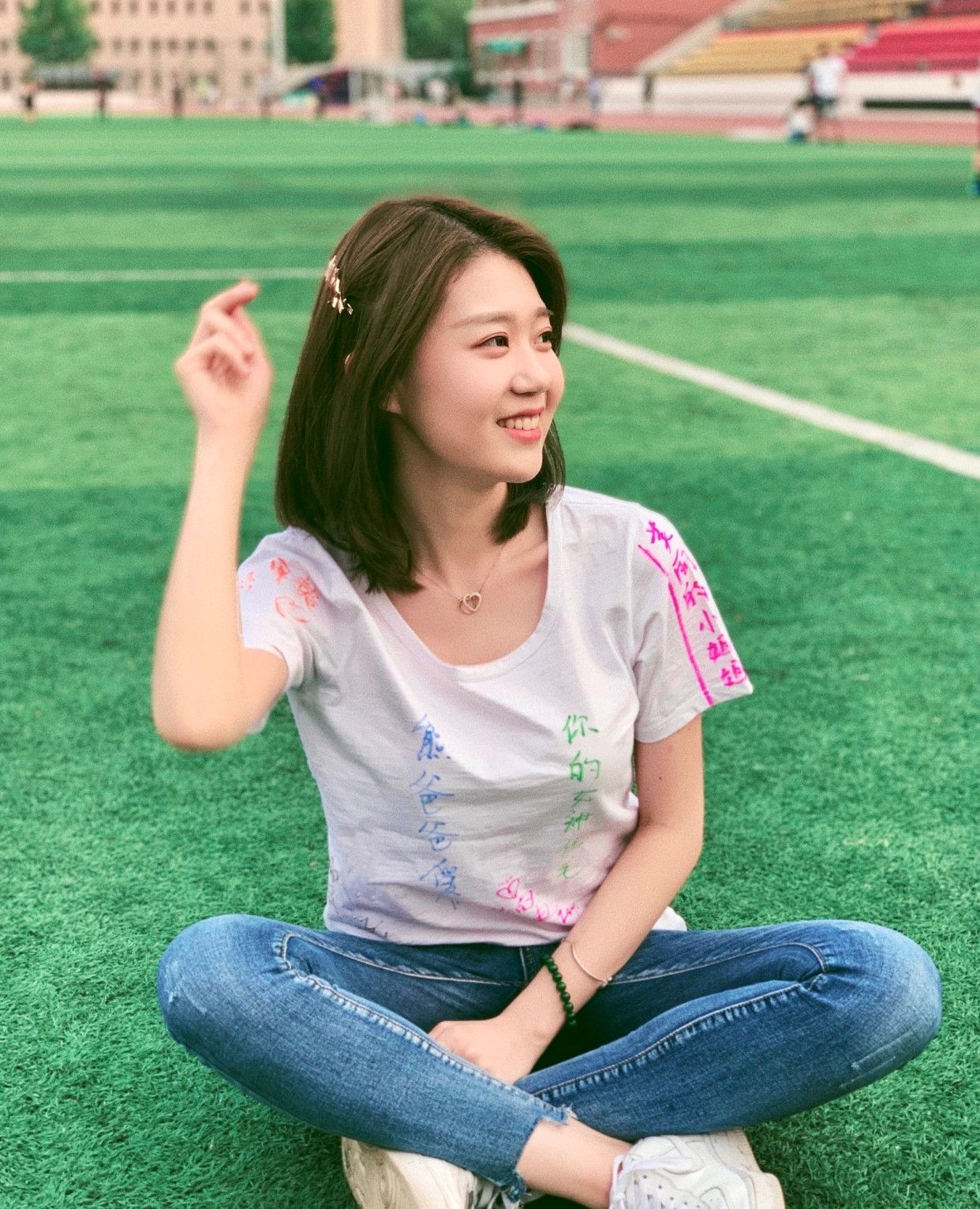 腾讯体育nba女主播的颜值担当吴迪