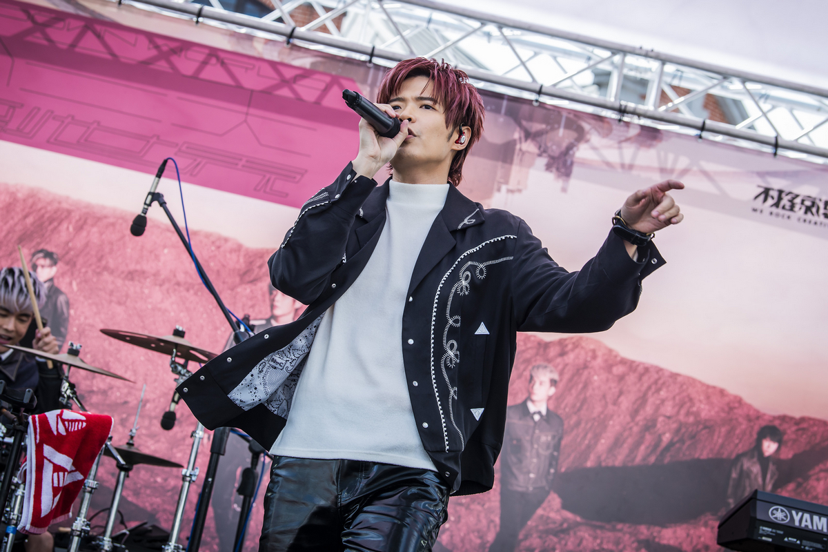 八三夭新专辑颠倒世界庆功签唱会宣布今夏相约小巨蛋