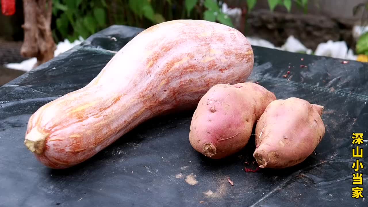 3斤南瓜2斤红薯,捣成泥扔到油锅里,瞬间变美味,比吃红烧肉还香