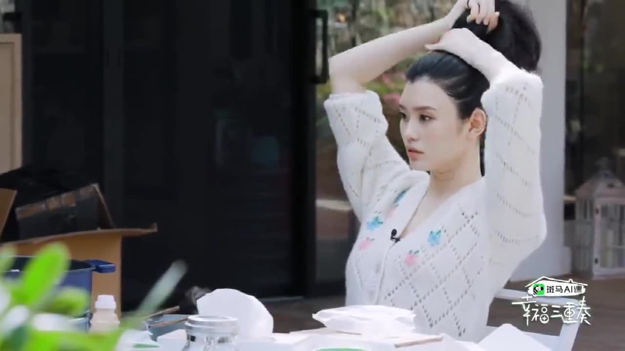 幸福三重奏:奚梦瑶何猷君一起过中秋,无意间接到婆婆的电话