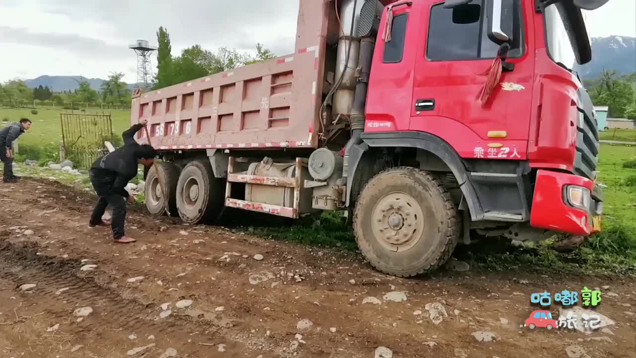 途乐第一次救援十几吨的大卡车，拽断了两根钢丝绳，能救援成功吗