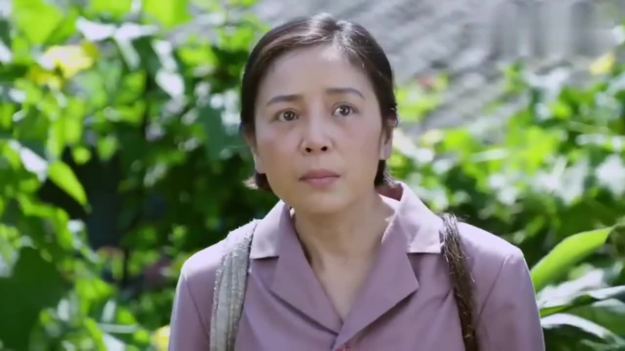 00:00 02:12 02:12 为您推荐: 幸福照相馆,刘翠兰帮苏家大忙,过后开口