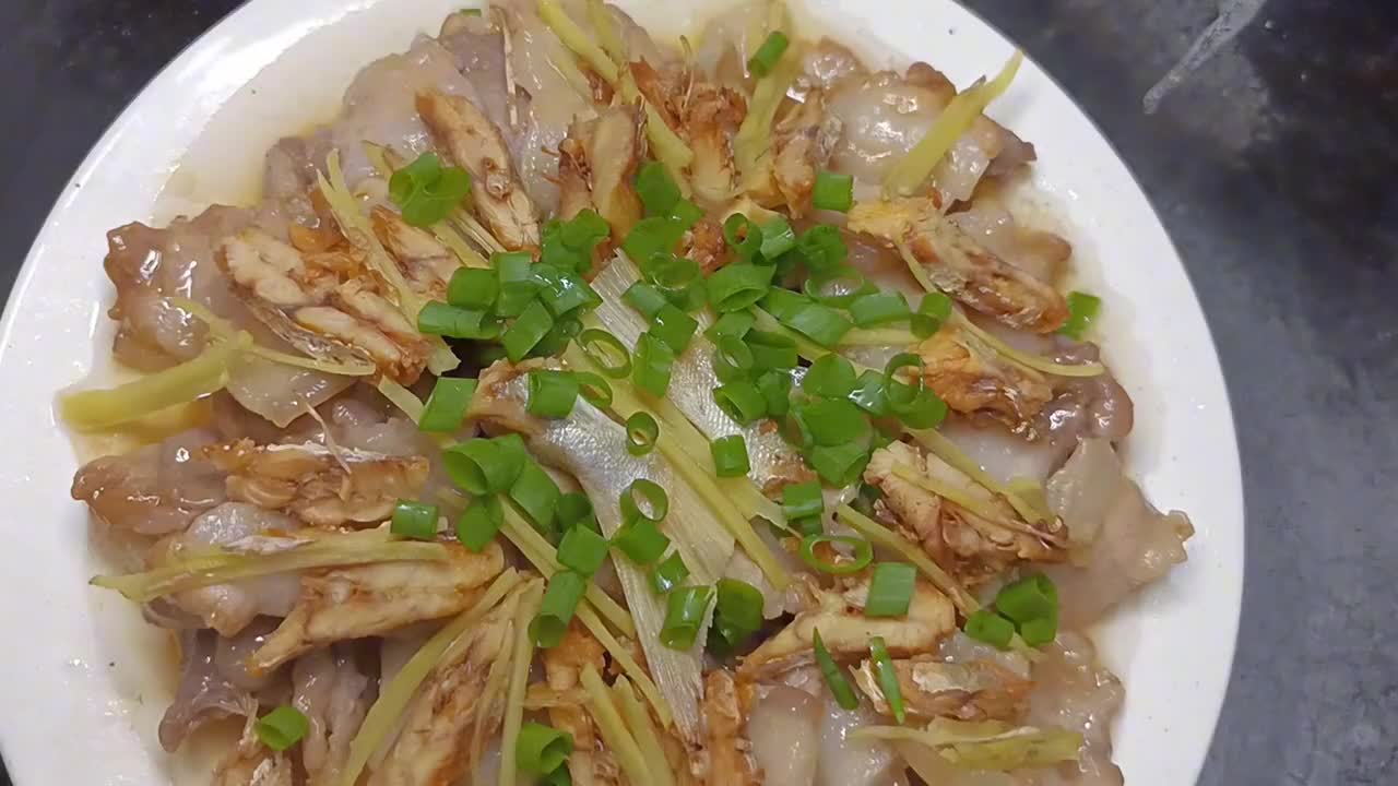 广东咸鱼蒸五花肉图片