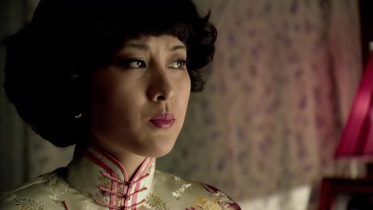 旗袍赵世杰行事太冒险差点炸死自己人太混蛋了