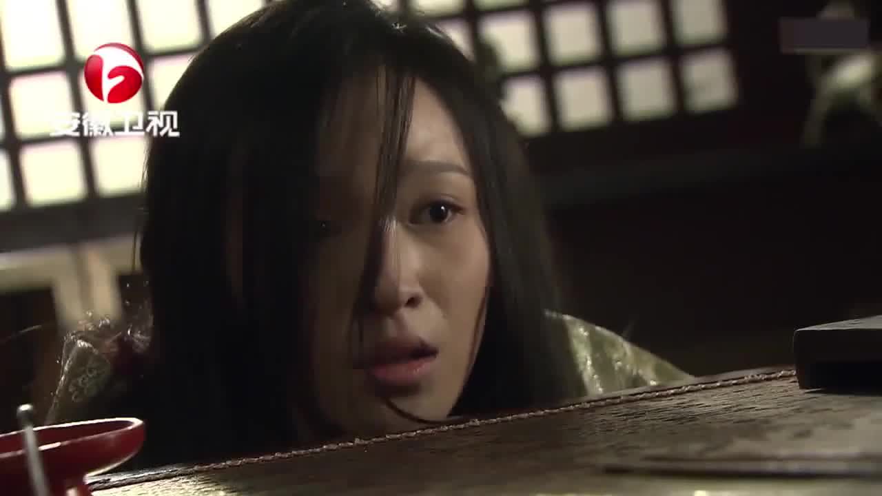 母仪天下班恬刚生下皇子还没能看一眼竟被皇上杀了班恬绝望