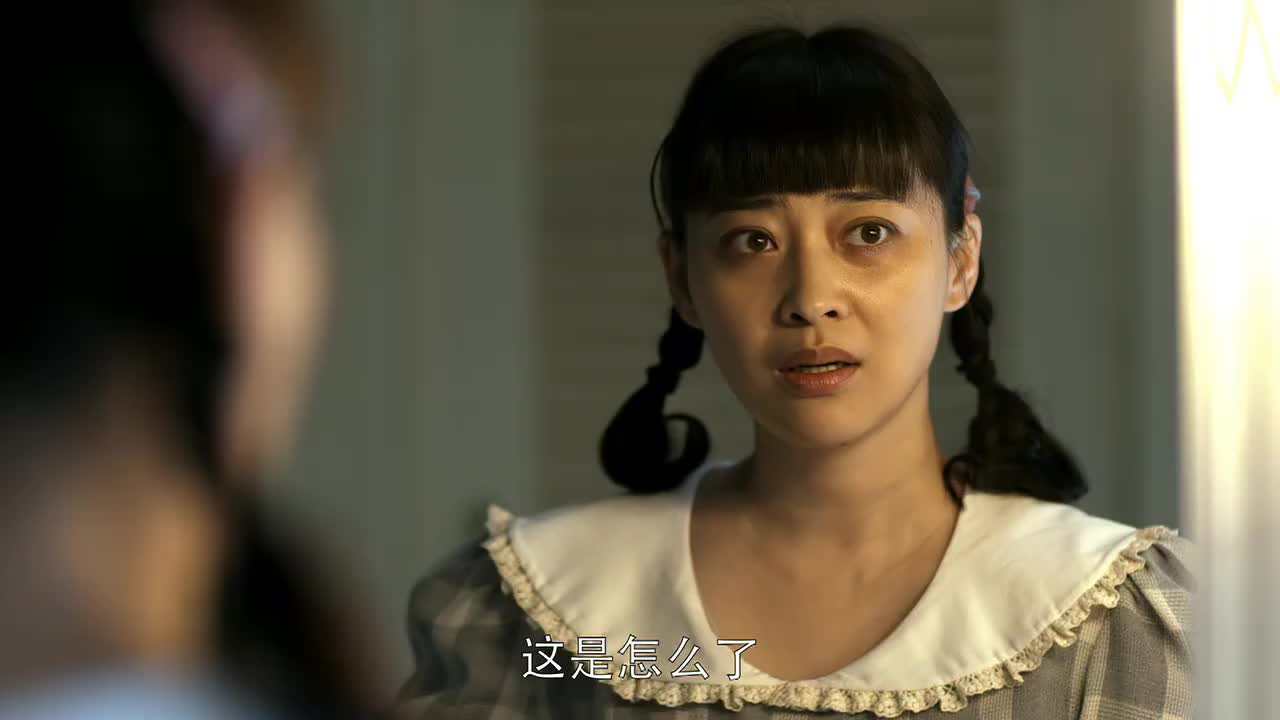 父母爱情安欣一脸惆怅的回来安杰却一脸开心让众人盯着