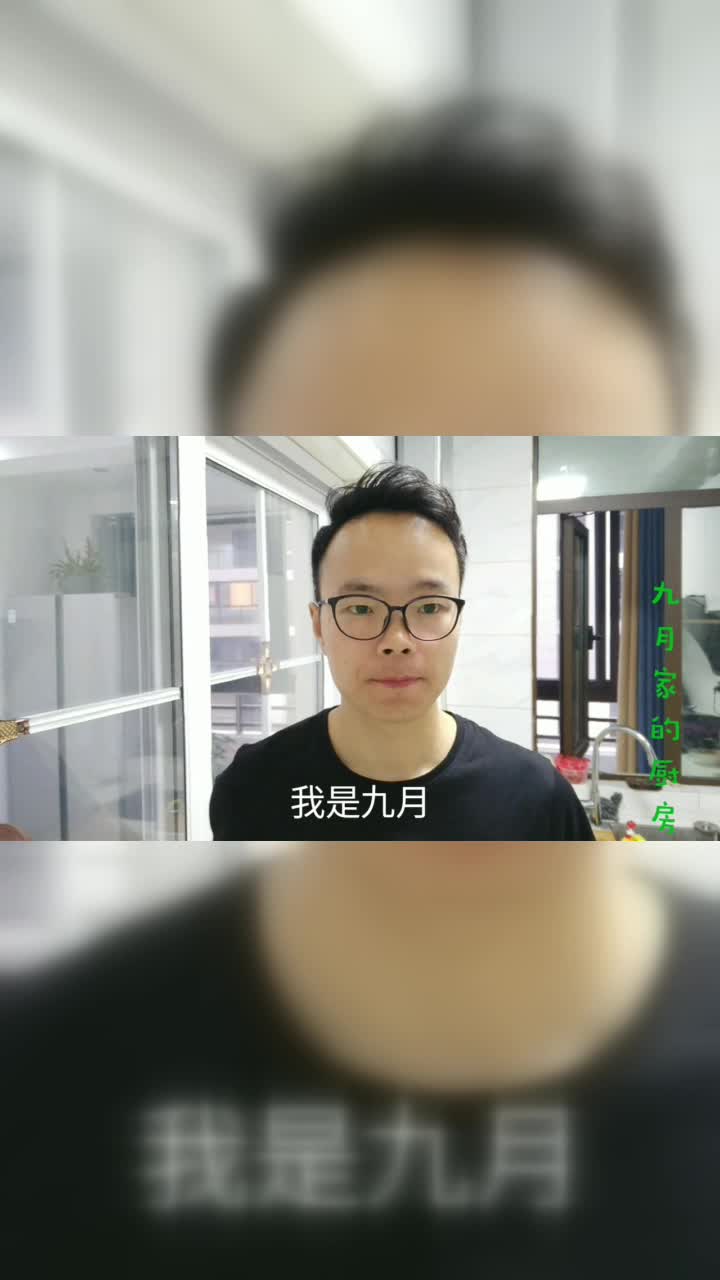 小伙跟大厨王刚学了怎么烧土豆丝更脆的方法，看他怎么操作的