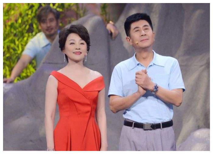 郭凯敏的女人们,前对张瑜心动,后和张芝华闪婚,二婚娶尤勇前妻艾亩喂