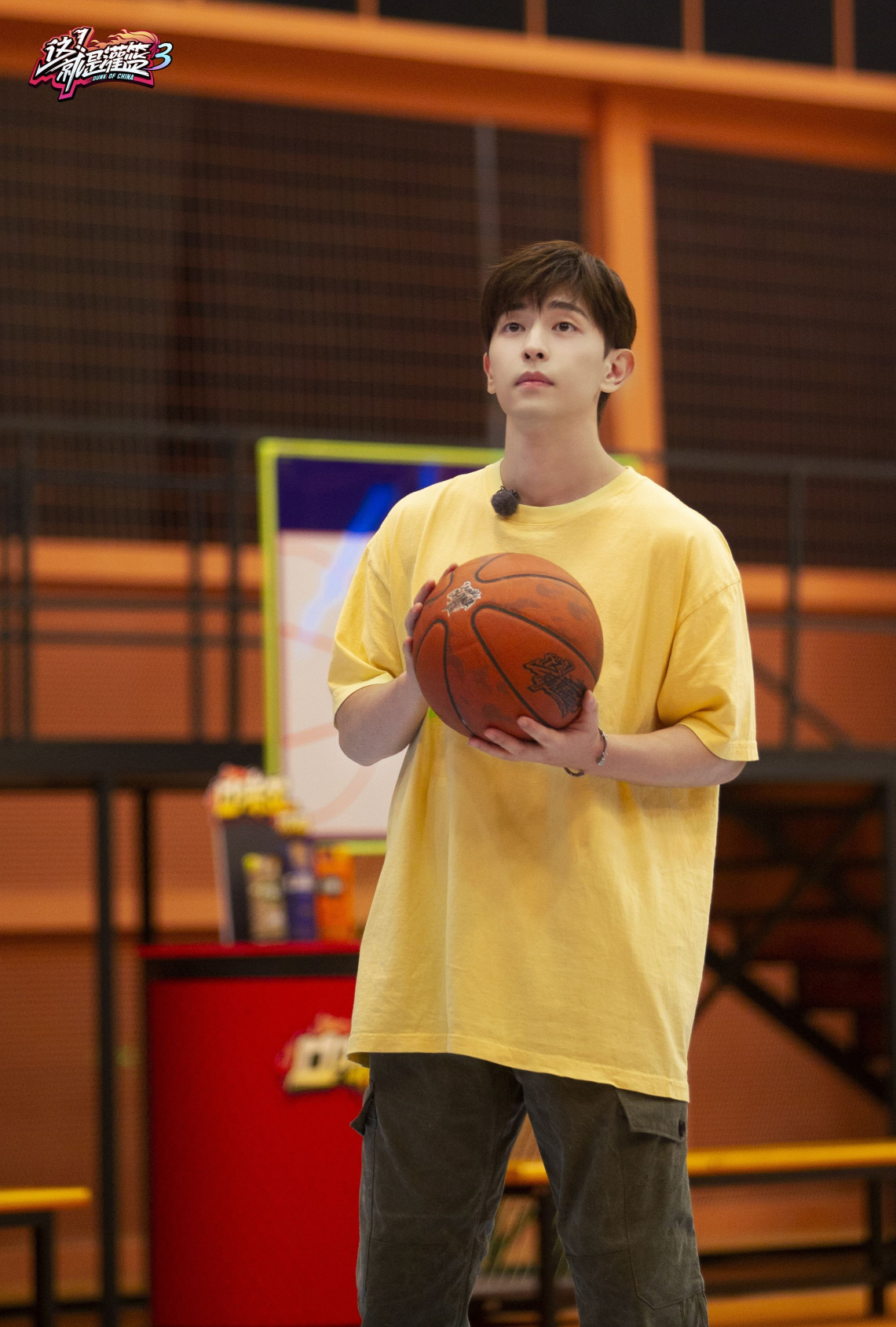 邓伦在综艺《这就是灌篮》中表现不错