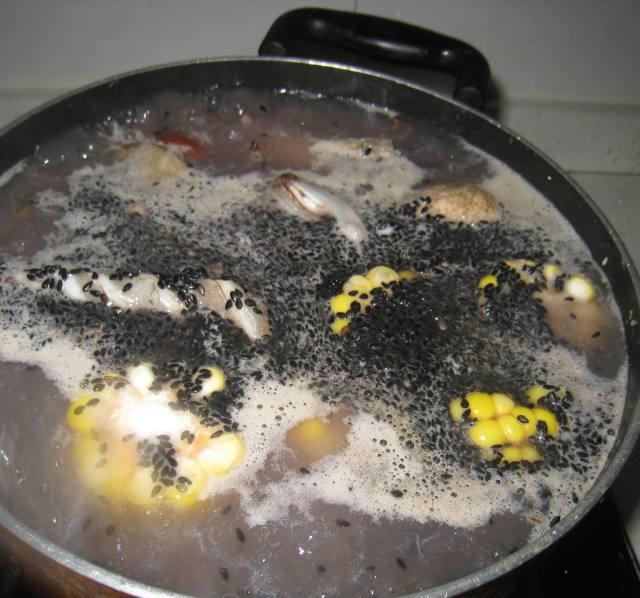 黑芝麻鲫鱼汤帮你解决所有问题