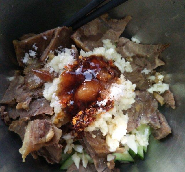 牛肉为什么不能放醋(牛肉最忌讳的三种调料) 牛肉为什么不能放醋(牛肉最忌讳的三种调料)