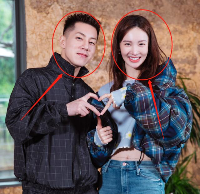 金晨与卡斯柏继续约会,卡斯柏现身演播室,金爸的表情却成亮点