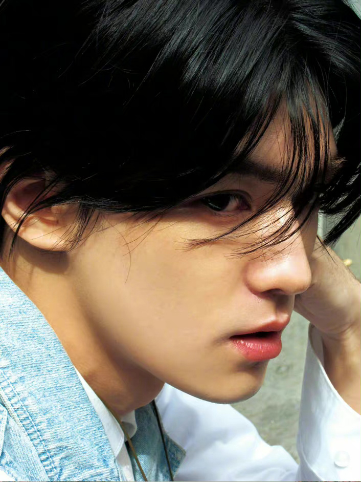 张家硕港风复古大片完美颜值气质优越电影大片氛围感