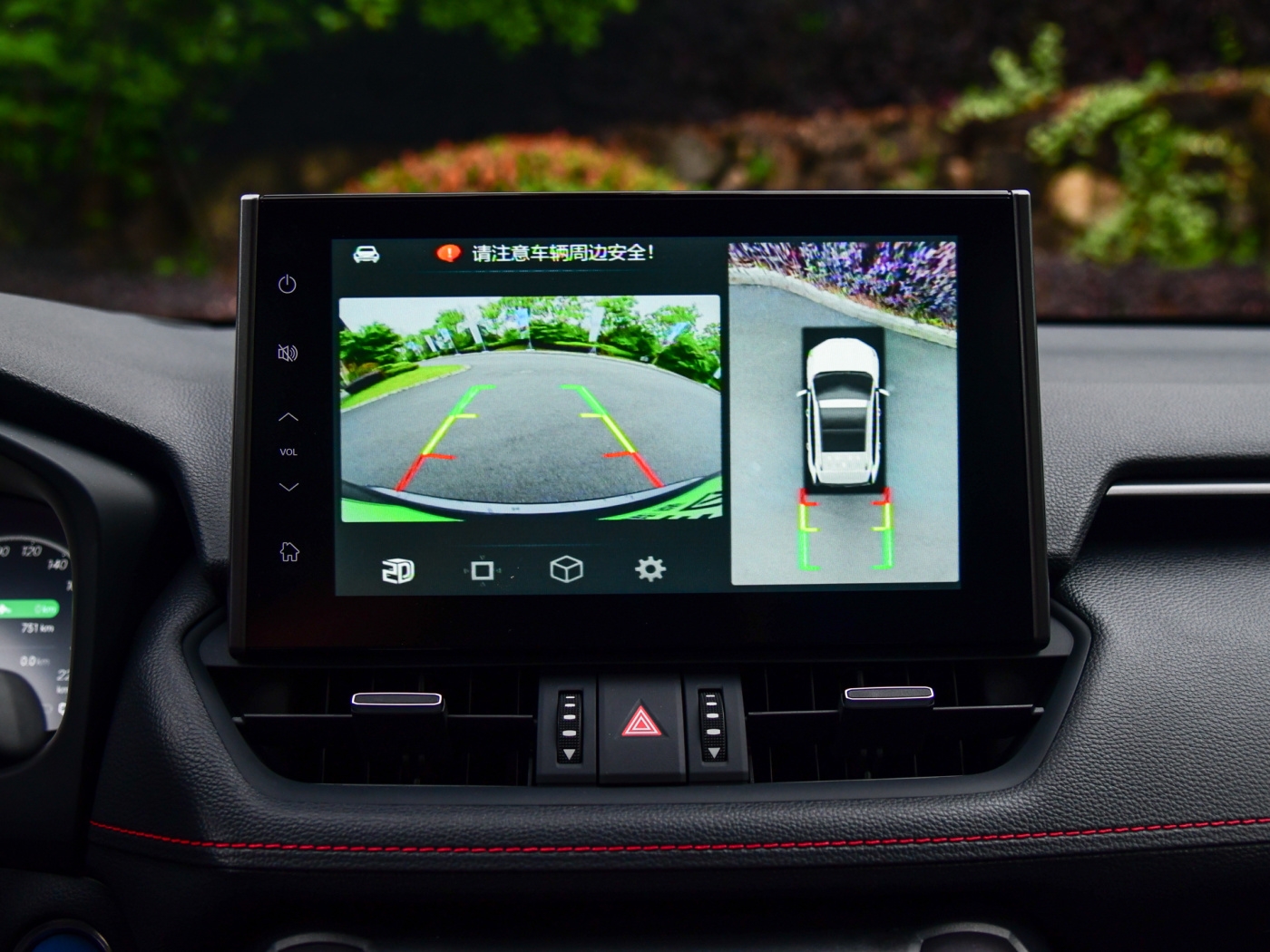语音识别控制,车联网和ota升级等,在配置上,像360度全景影像,全速自