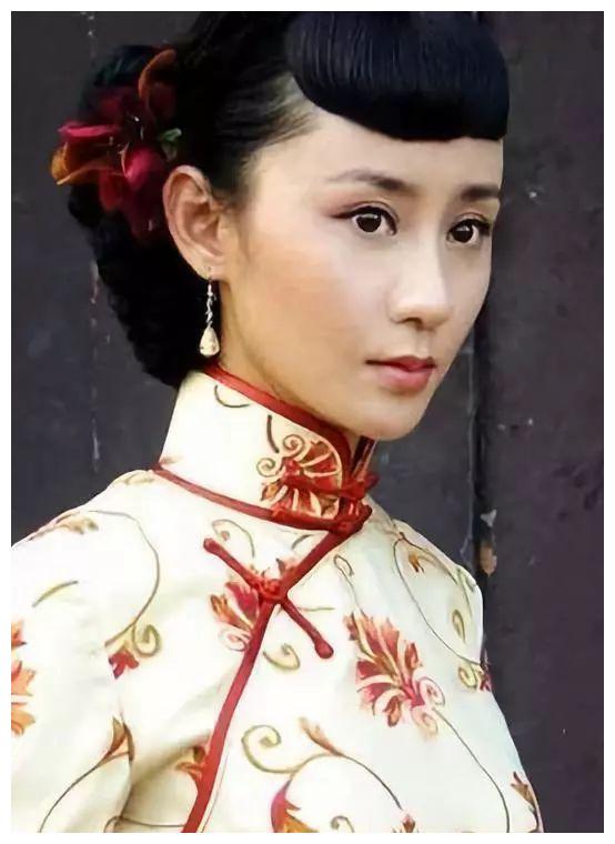 她是武林外传里的金湘玉已经40岁了依旧未嫁孤身一人