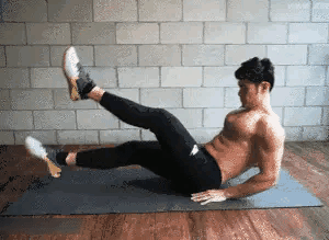 如何拥有六块腹肌？降体脂是前提，结合一组虐腹动作雕刻腹肌！休闲区蓝鸢梦想 - Www.slyday.coM