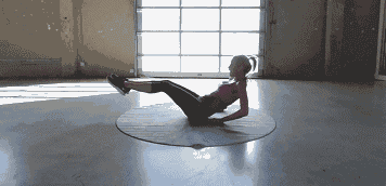 如何拥有六块腹肌？降体脂是前提，结合一组虐腹动作雕刻腹肌！休闲区蓝鸢梦想 - Www.slyday.coM