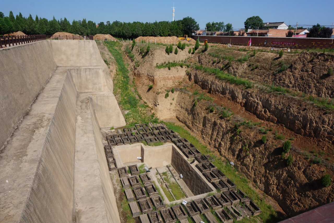 陕西省 宝鸡市 凤翔县 秦公一号大墓 中国发掘的最大墓葬
