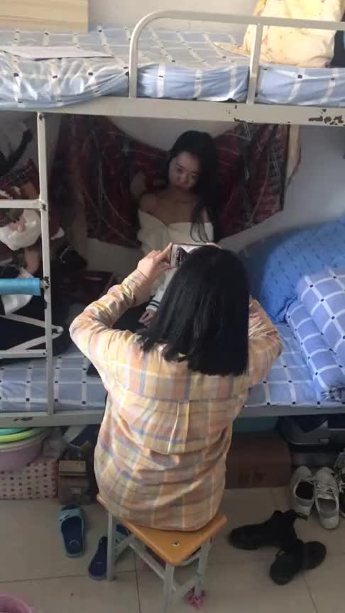 大学女生宿舍日常原来女神照片都是这样拍出来的果然不一般