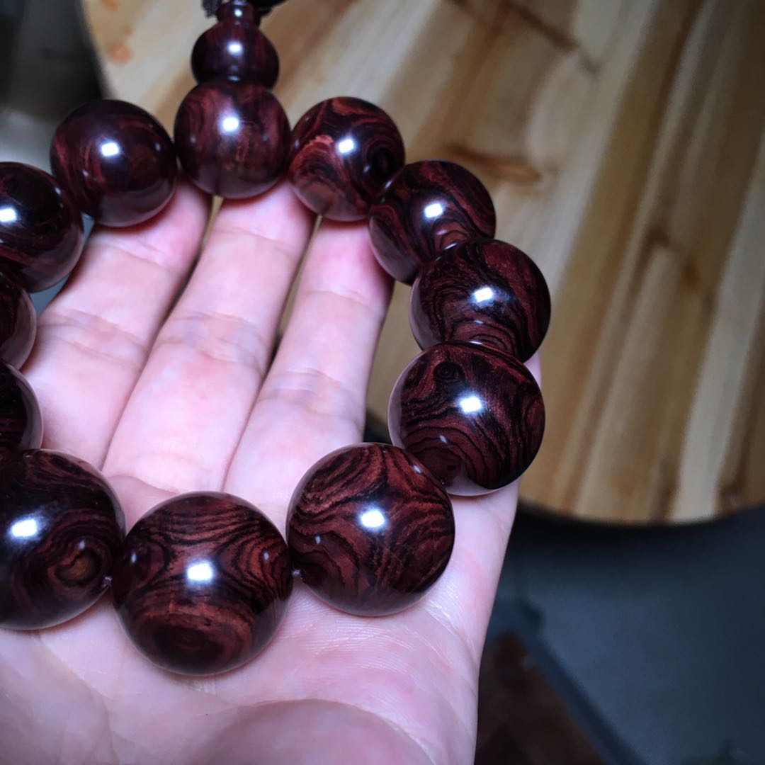 海南黄花梨紫油梨老料x纹对眼手串欣赏