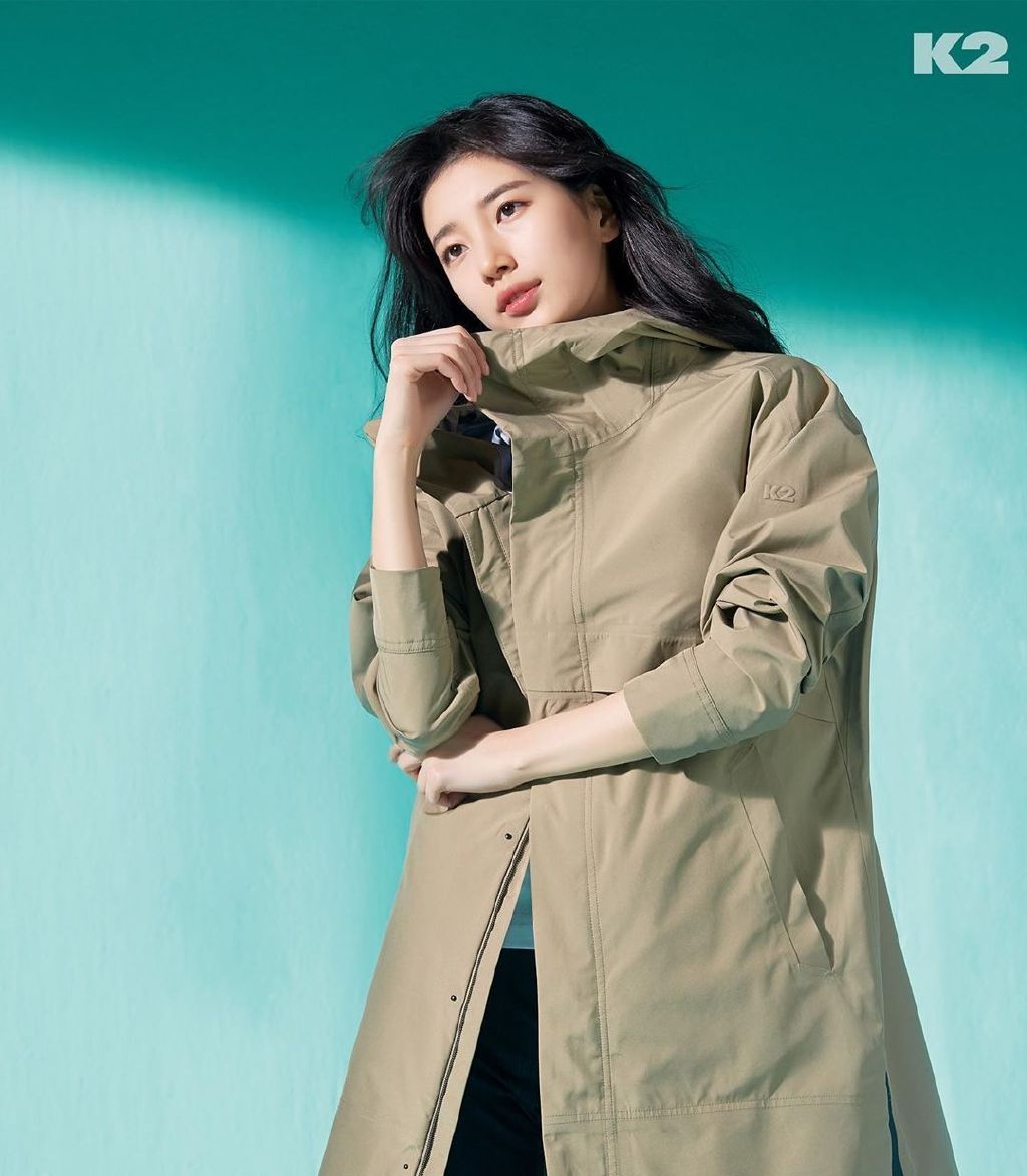 裴秀智2020春夏系列画报图更新,身着时尚长款大衣的温柔欧尼