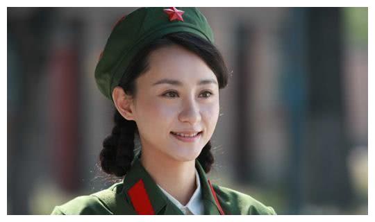 她是武林外传里的金湘玉已经40岁了依旧未嫁孤身一人