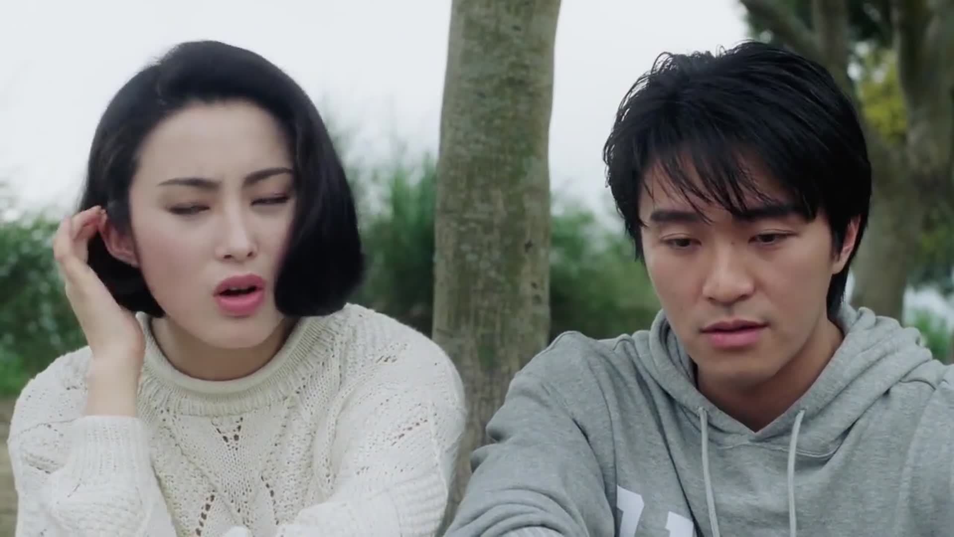 张敏和男友不合,星爷看到机会,趁机添油加醋