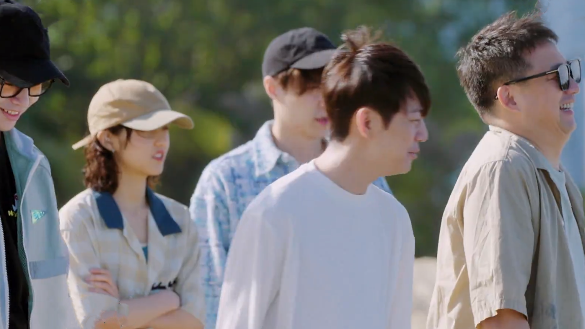 向往的生活6开播张艺兴彭昱畅张子枫呐喊梦想海边好浪漫