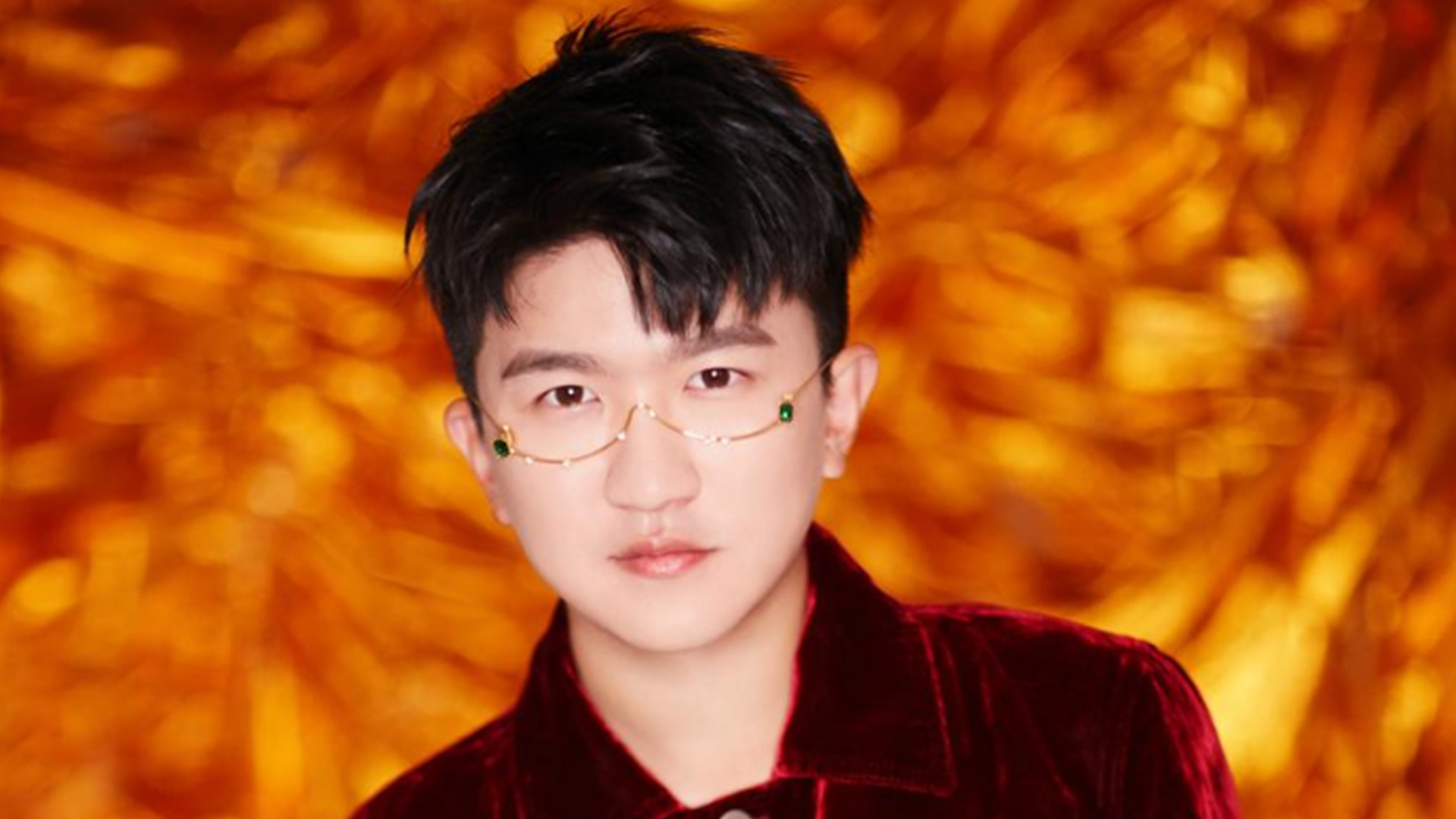 笑不活了!网友连麦张大大直播洗澡,打开镜头后吓了一大跳|张大大_新浪新闻