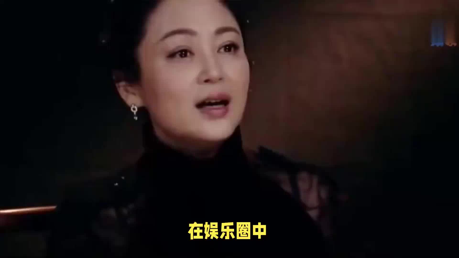 她被称为“大陆第一美人”，55岁仍如花似玉