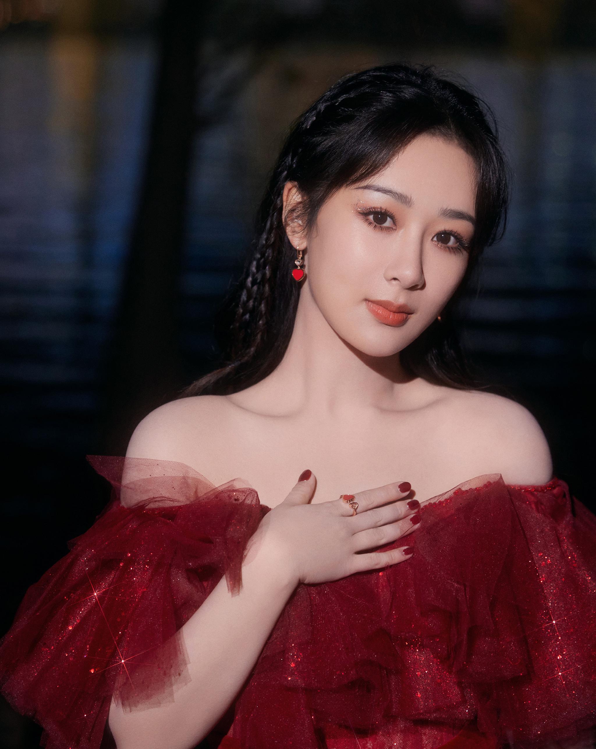 央视跨年收视率稳居第一，湖南卫视主持人阵容大变样，谢娜成歌手休闲区蓝鸢梦想 - Www.slyday.coM