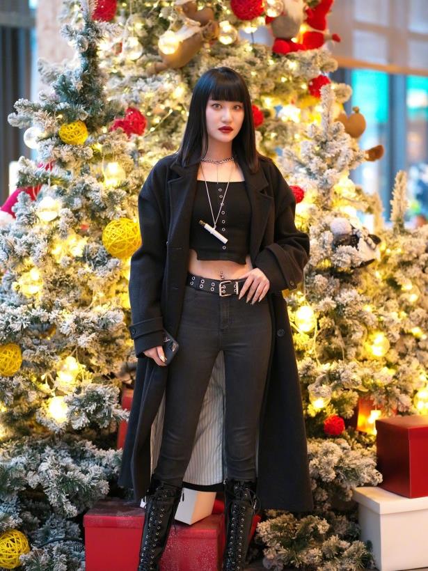 冬季露脐装时尚冻人