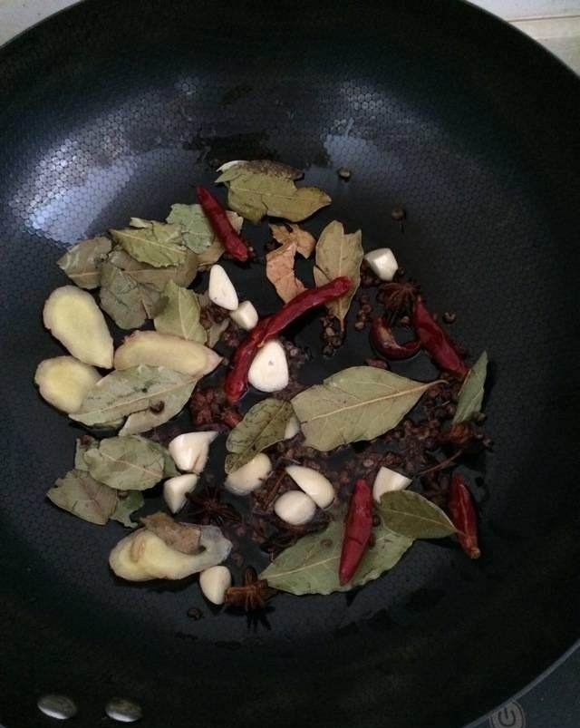 粉丝的这个火锅全是肉，但是我看了却提不起胃口休闲区蓝鸢梦想 - Www.slyday.coM