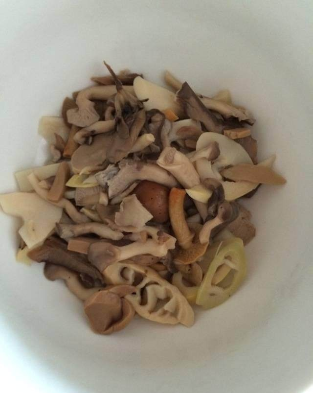 粉丝的这个火锅全是肉，但是我看了却提不起胃口休闲区蓝鸢梦想 - Www.slyday.coM