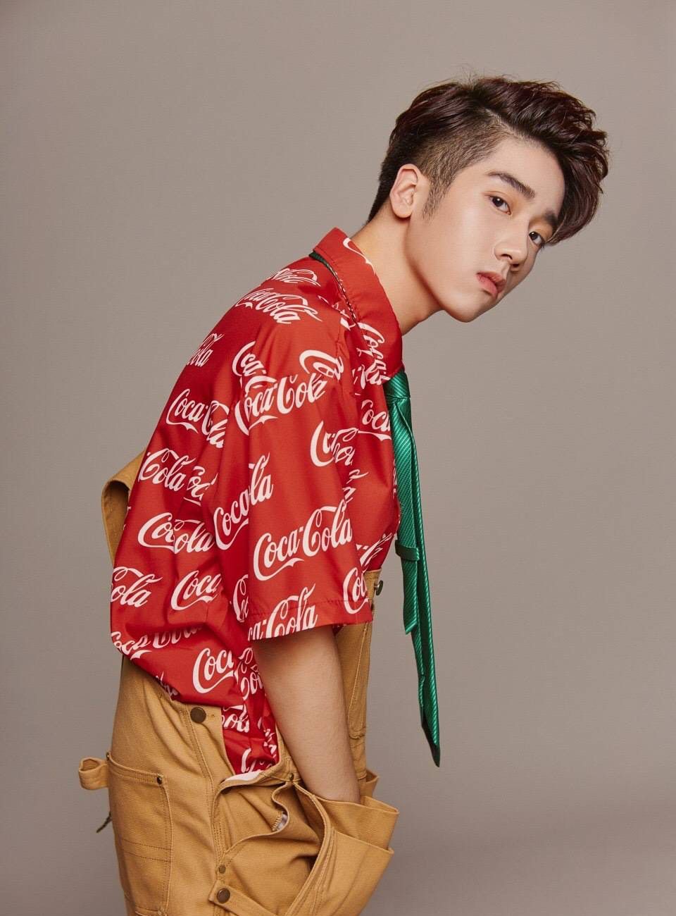 暖暖请多指教的谷立李明峻男友穿搭帅气十足活力又青春