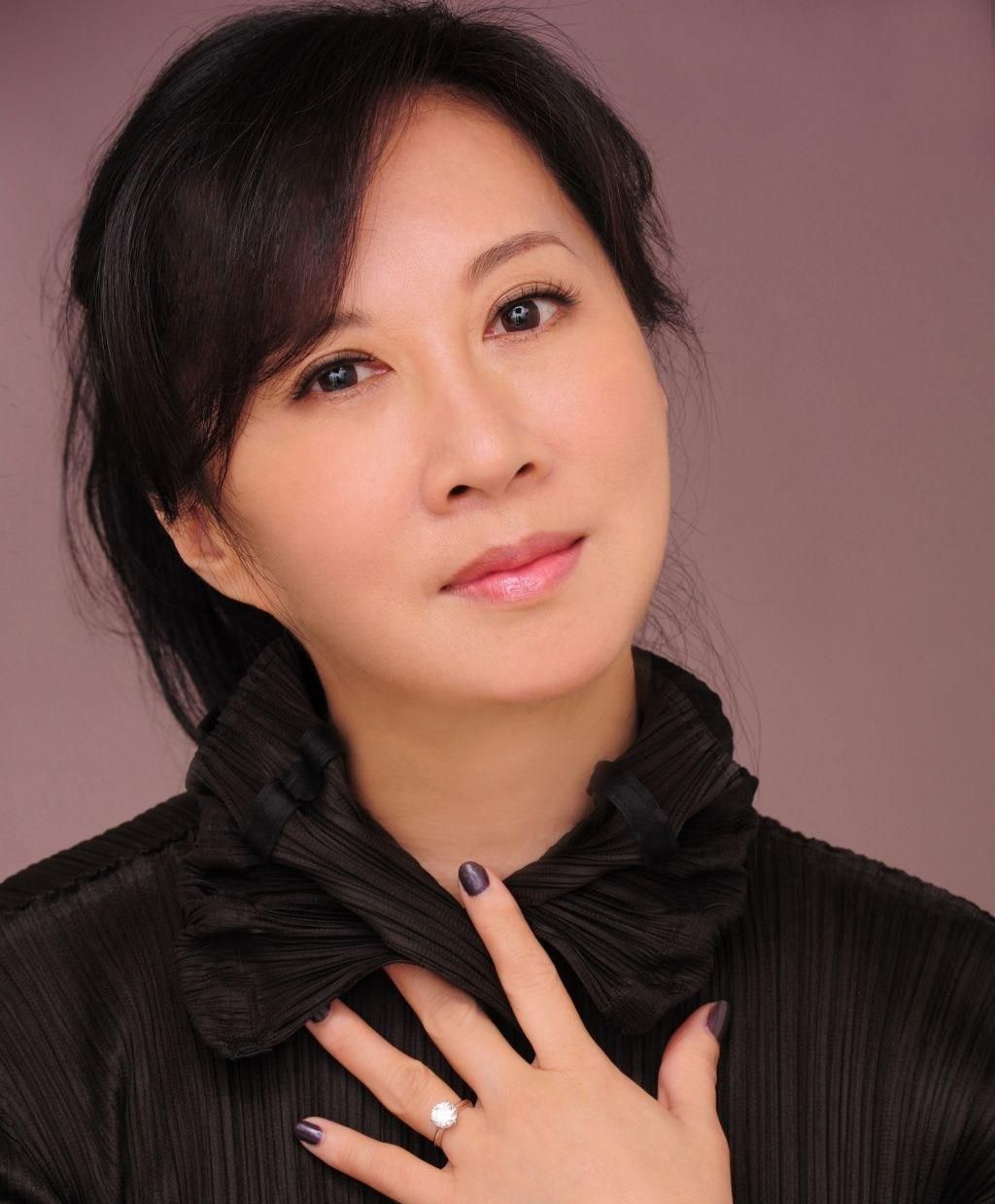 年轻时美丽新潮,比丈夫小30岁,她终于成为浪子李敖最后的港湾