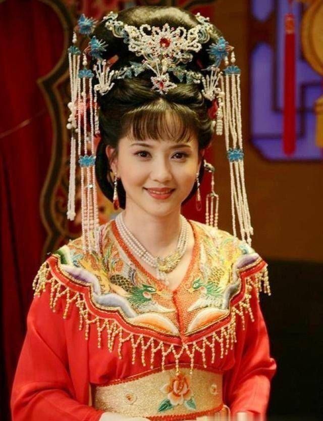 她是观众心中的最美小白菜被赞为江南一美女