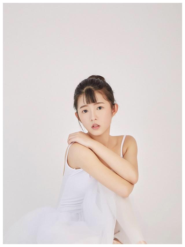 演员系列 第一百四十二期 第一季 何蓝逗 清新与可爱