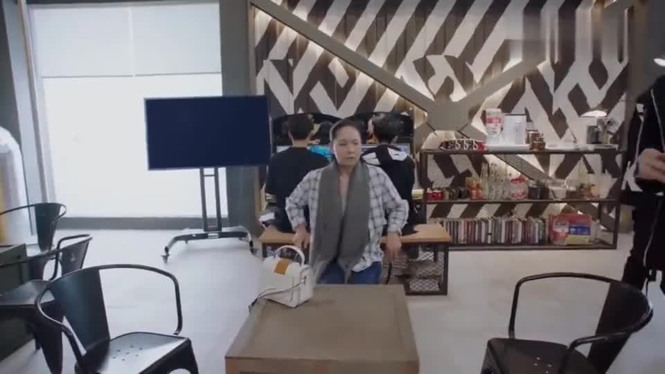 影视:戴风妈妈看不上职业游戏打手,97为她辩解