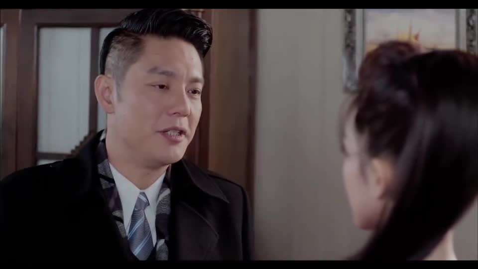 卧底秦川坚持睡沙发心里还没放下夏岚