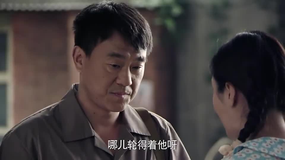 情满四合院小当和傻柱提起棒梗的工作八年棒梗不和傻柱说话