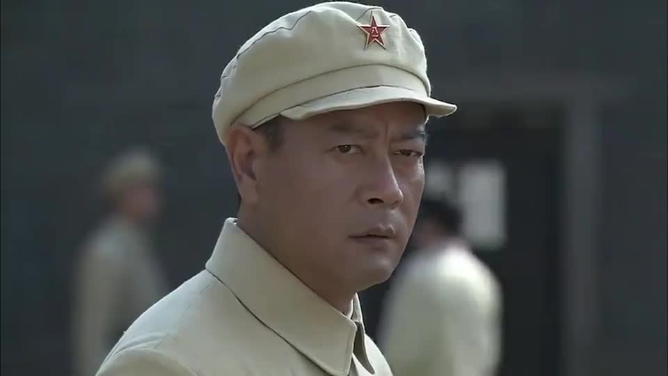 给战犯们分发胸牌叫到大次仁名字时老金听愣了