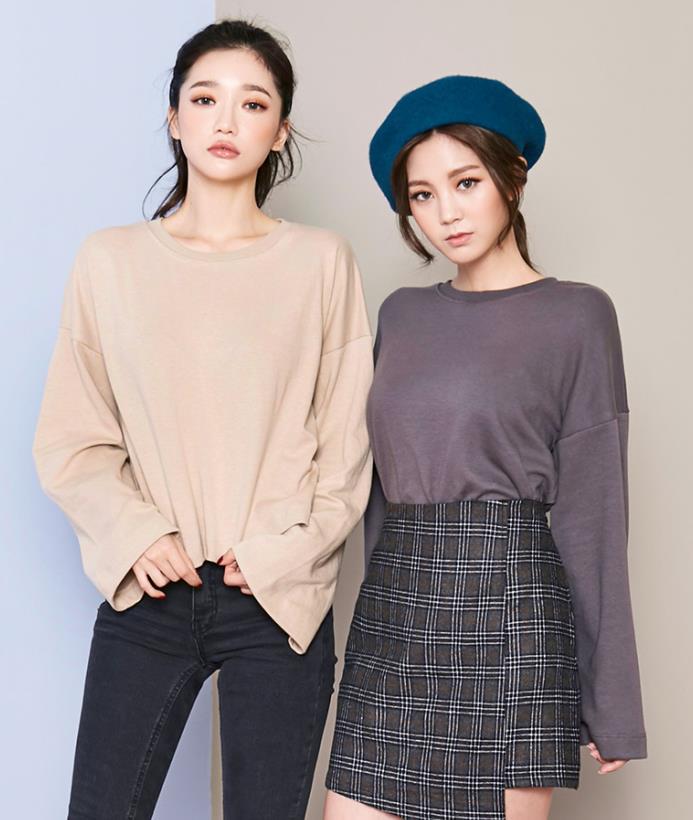 两位美女模特同框迷人指数瞬间翻倍