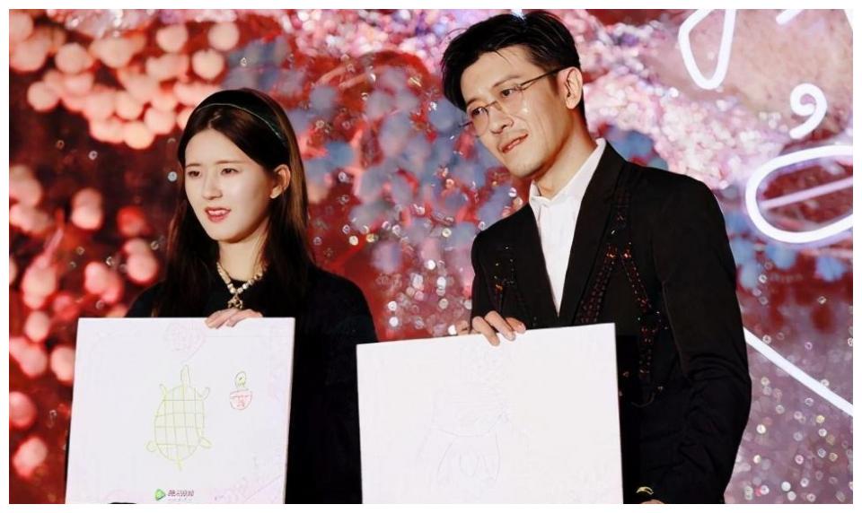 林雨申怎么也没有想到,自己在结婚改的名字会让自己大火,其实,他能