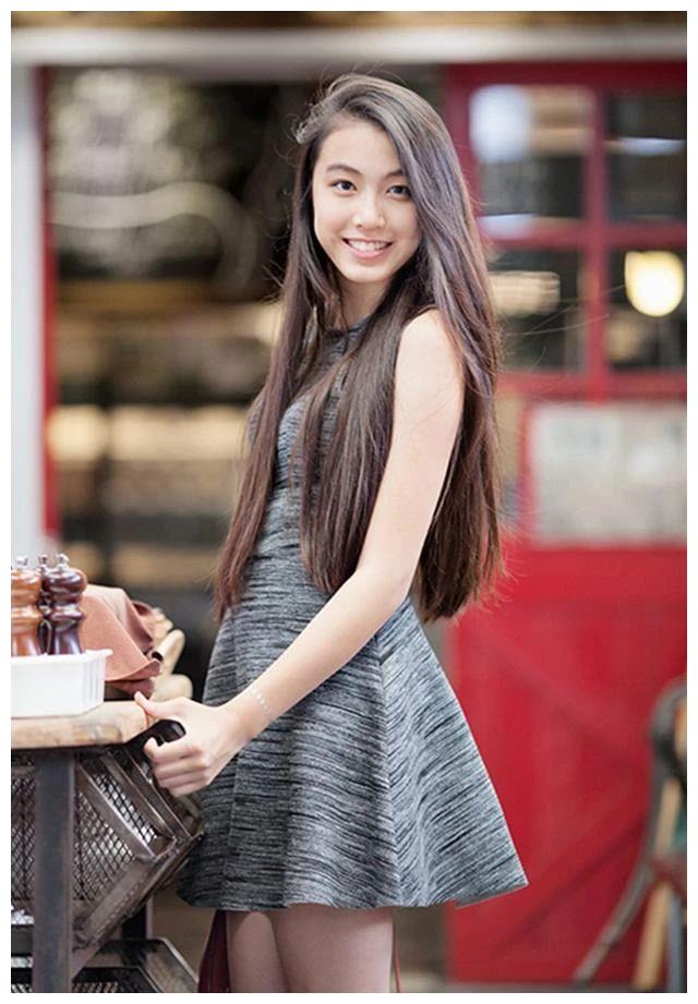 十大星二代美女不乏肤白娇嫩魔鬼身材的性感佳人