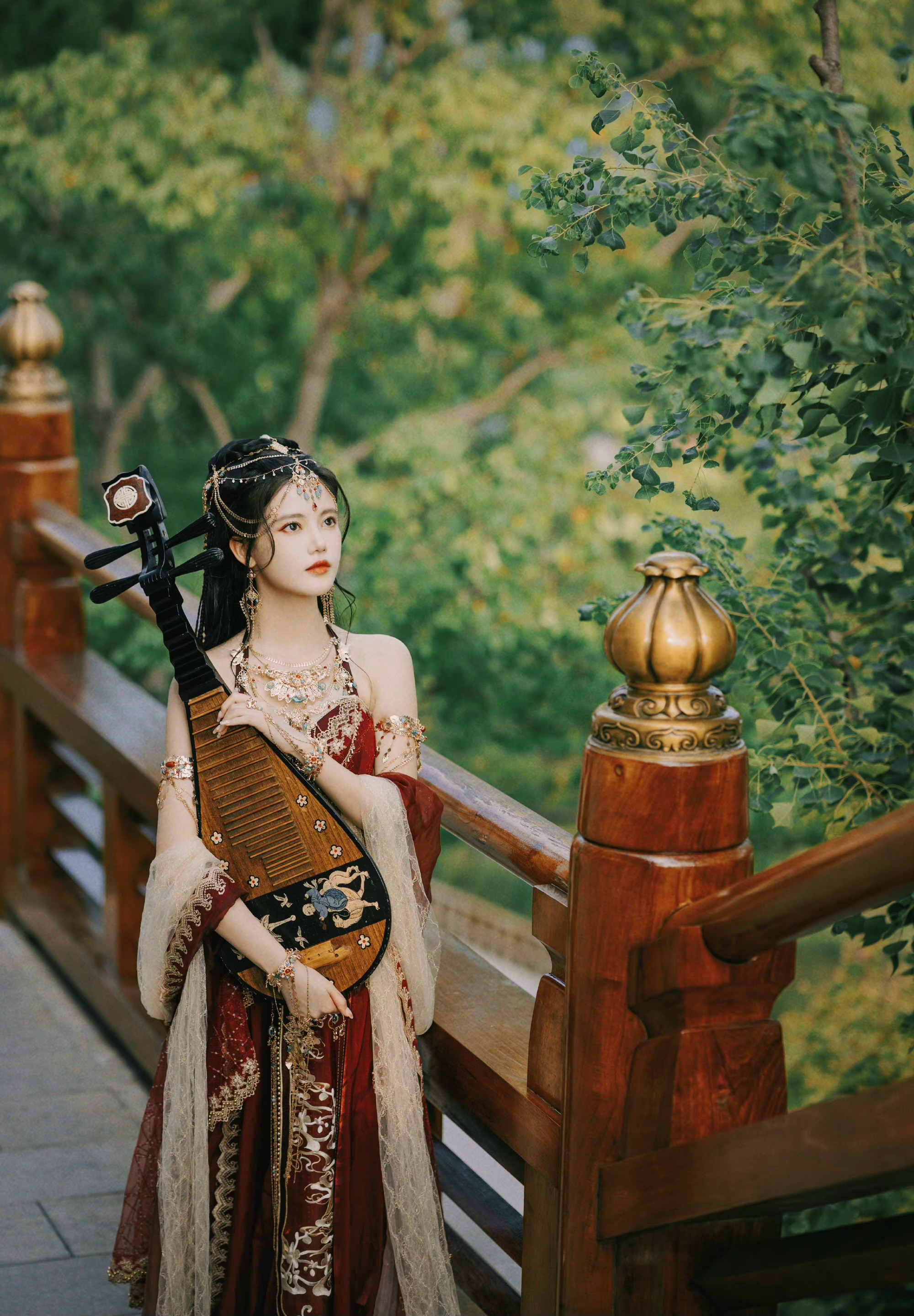 美艳动人优雅灵动,绝美气质绝代佳人