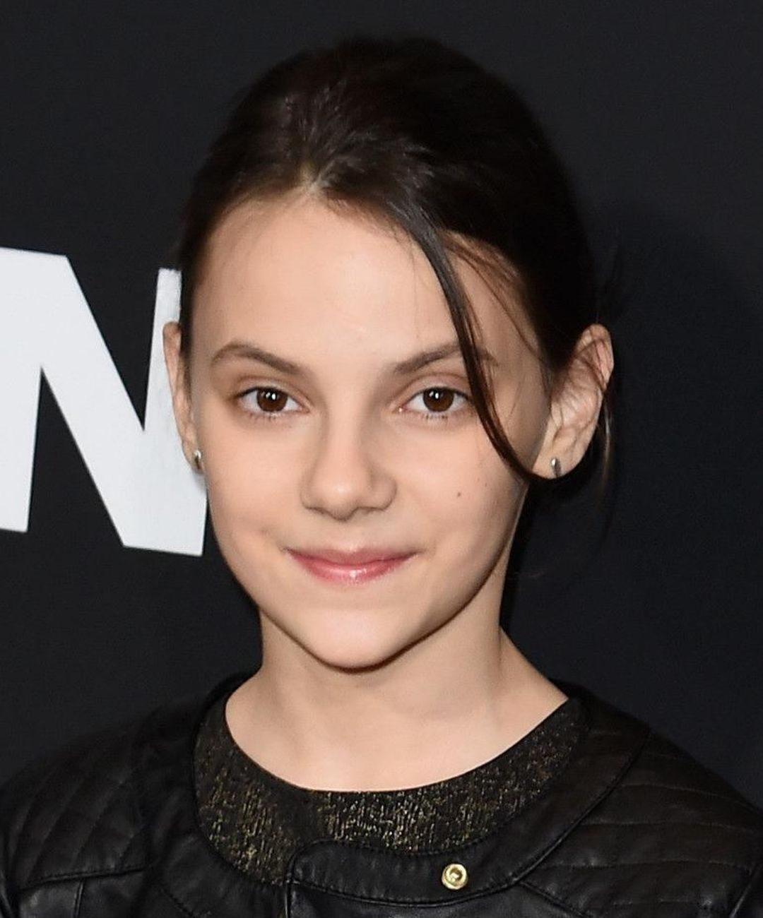 西班牙混血女星达芙妮·基恩_高清图集_新浪网