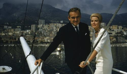 人均gdp房价_昆明平均月薪2900元,计划4年后人均GDP超1.5万美元,格局大了