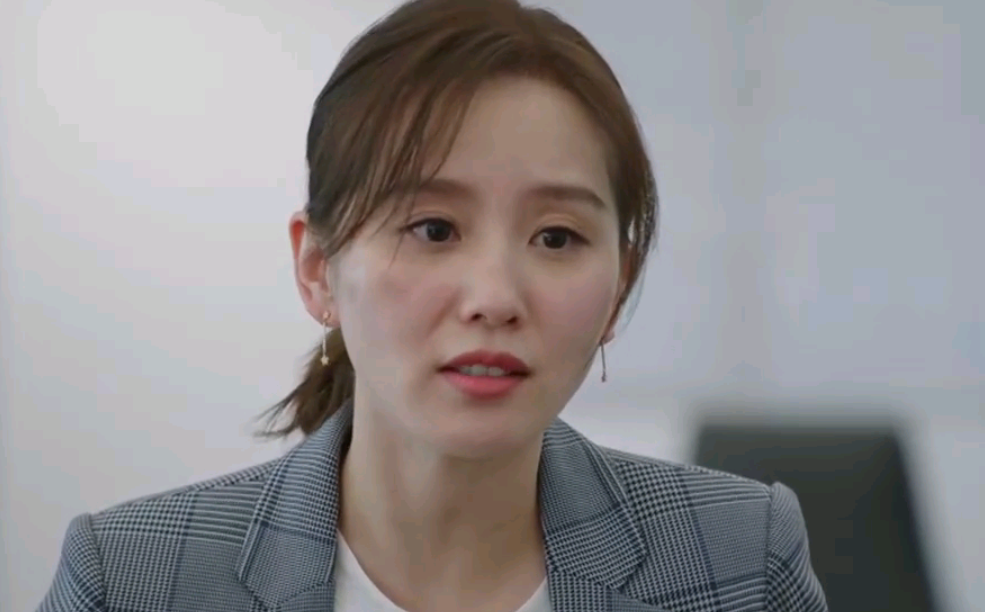 《亲爱的自己》,李思雨开局输一半告诉你捅刀子的往往是最亲的人