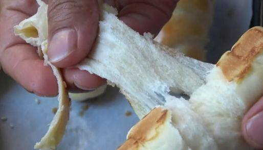 1碗面粉1个鸡蛋，做孩子爱吃的奶油面包卷，绵软醇香，早餐首选休闲区蓝鸢梦想 - Www.slyday.coM